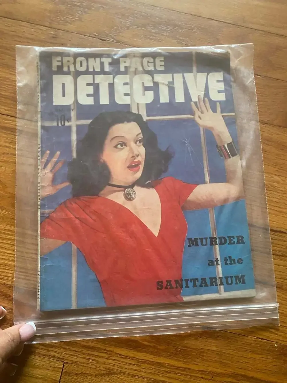 Vintage Front Page Detective Magazine - Murder at the Sanitarium